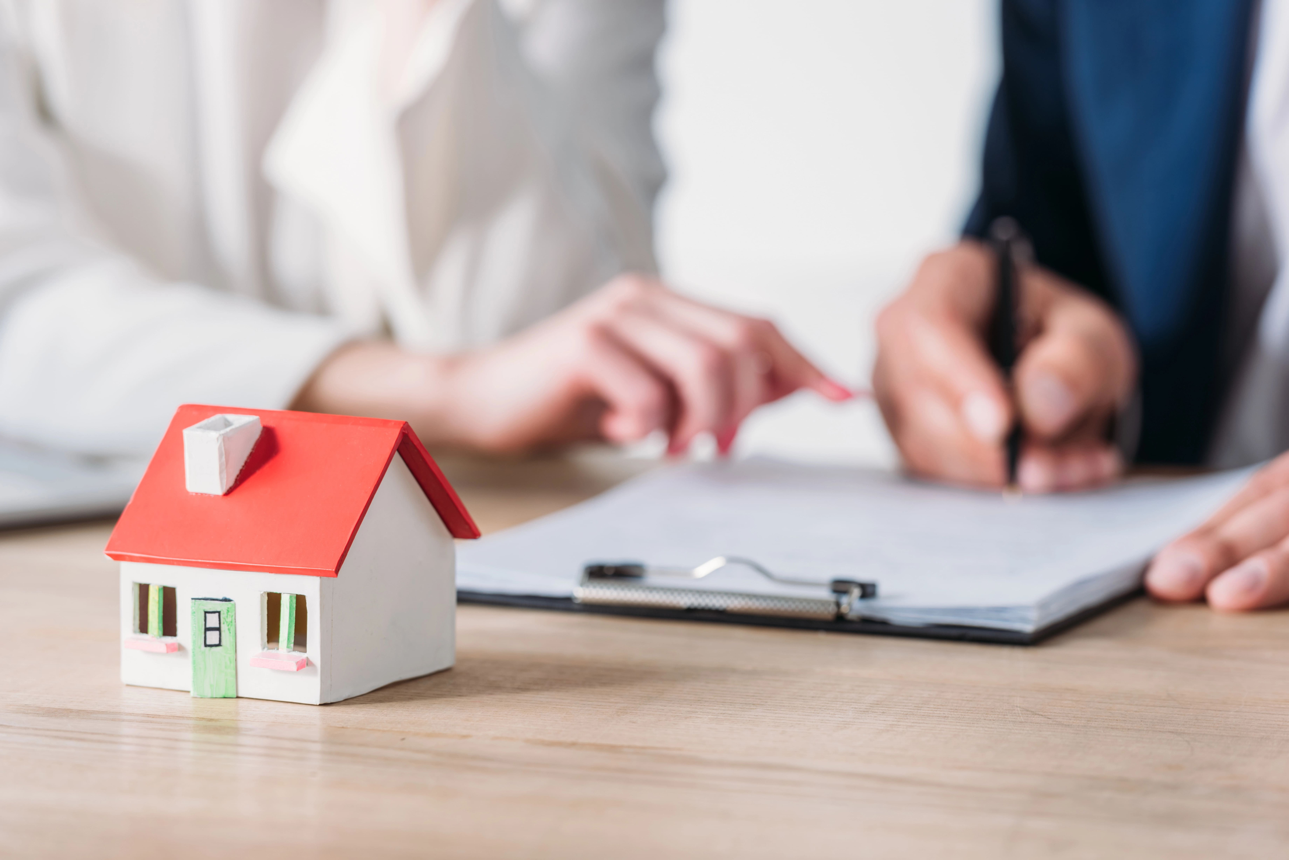 Phân biệt vay tiêu dùng tín chấp và vay thế chấp