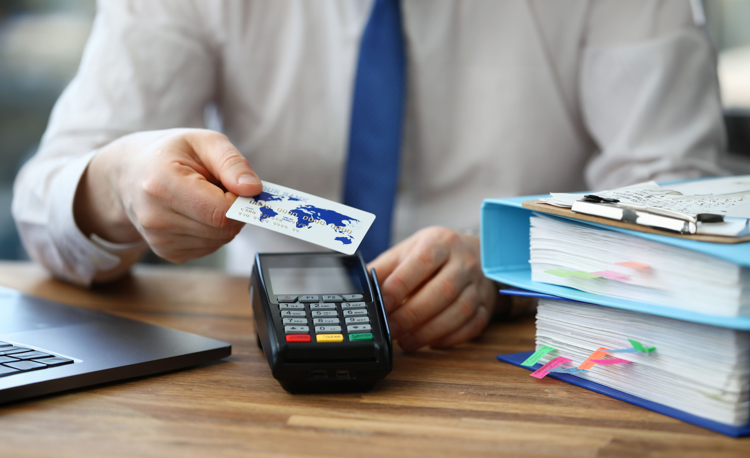 Vay thấu chi là gì? Cách hoạt động và đối tượng áp dụng