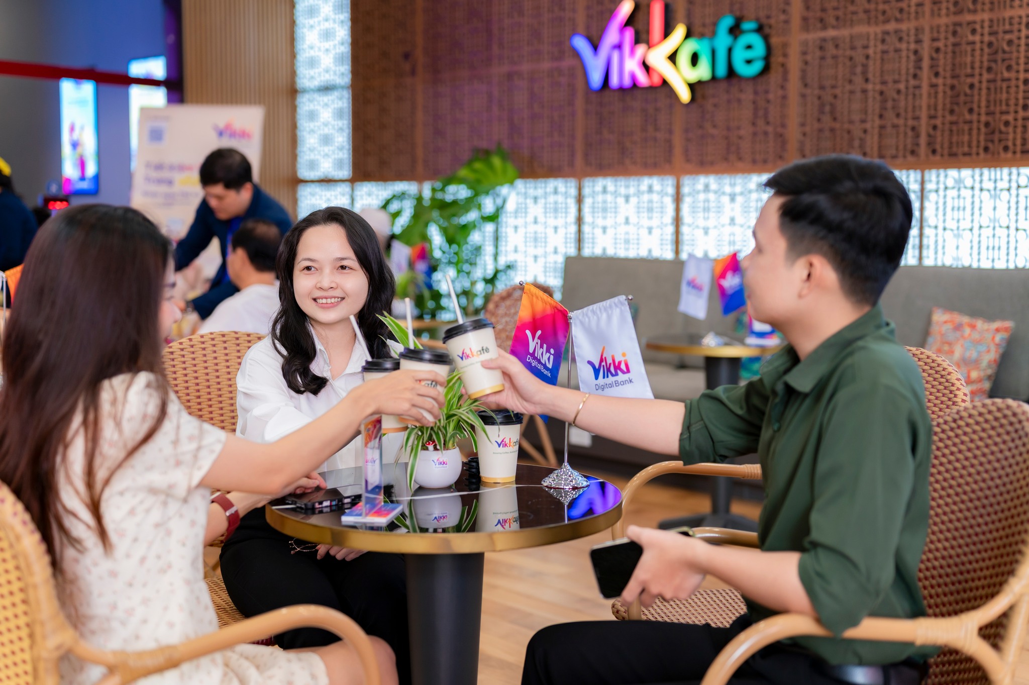 Nhân viên hạnh phúc