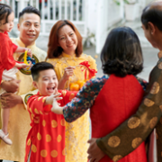 cách chi tiêu tiết kiệm ngày Tết