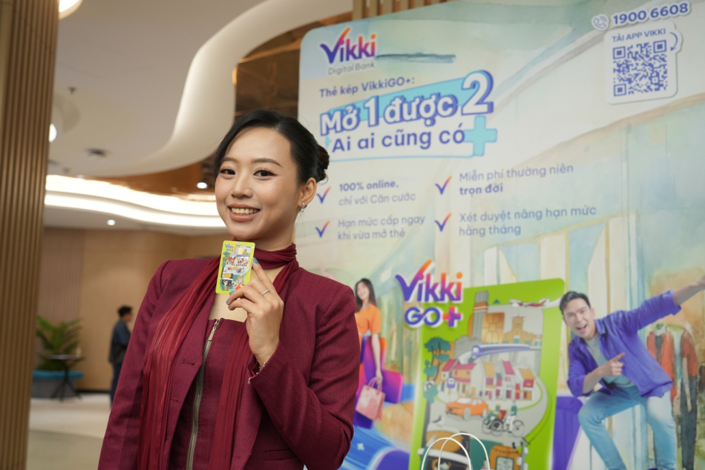 Để quản lý tài chính hiệu quả và tiện lợi nhất, bạn nên sử dụng ứng dụng ngân hàng (Mobile Banking)
