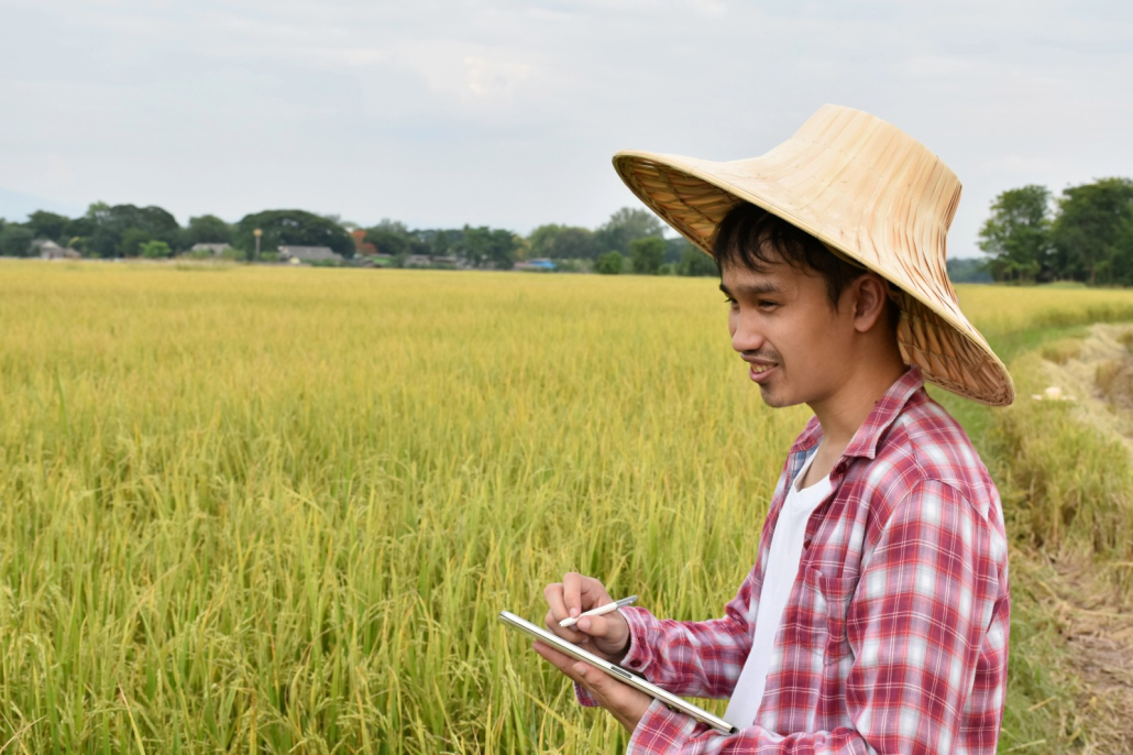 Sau khi nộp hồ sơ, tổ chức tín dụng sẽ xem xét và bắt đầu thẩm định giá trị tài sản đảm bảo.