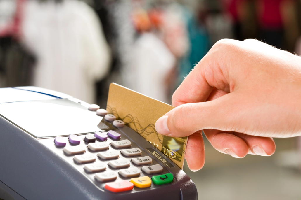 Thẻ NAPAS được sử dụng rộng rãi tại hơn 17.000 ATM và 220.000 POS trên toàn quốc, liên kết với 50 ngân hàng thành viên.