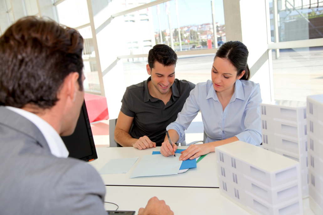 Vay thế chấp tài sản là lựa chọn phổ biến khi khách hàng cần một khoản vốn lớn với lãi suất ưu đãi.