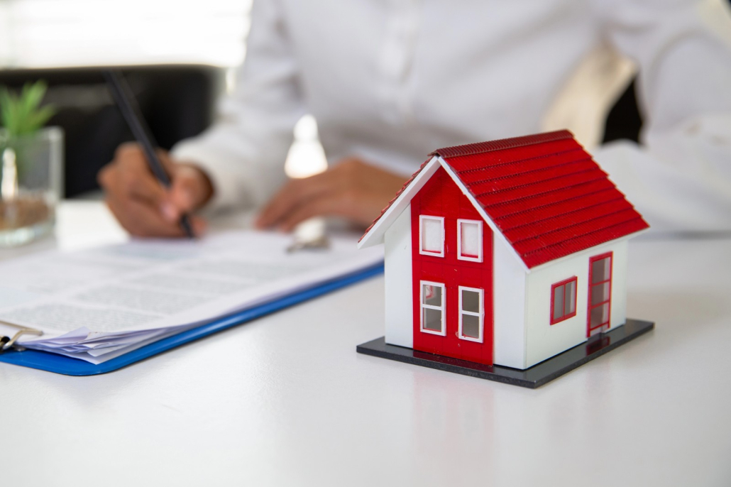 Hiểu rõ đặc điểm từng hình thức vay sẽ giúp người vay lựa chọn giải pháp vay tiền thế chấp tài sản hiệu quả và an toàn nhất.