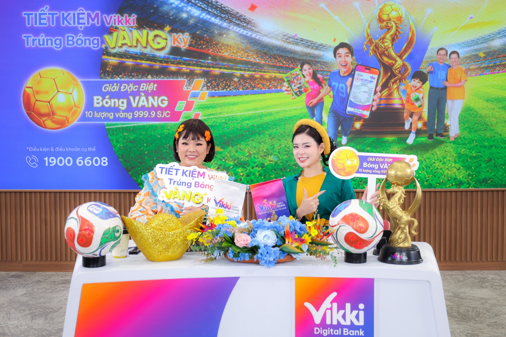 Cô Tấm Vikki và Nghệ sĩ Minh Tuyền - Lượm tại phiên livestream “TIẾT KIỆM Vikki - Trúng Bóng VÀNG kỳ” tuần 14
