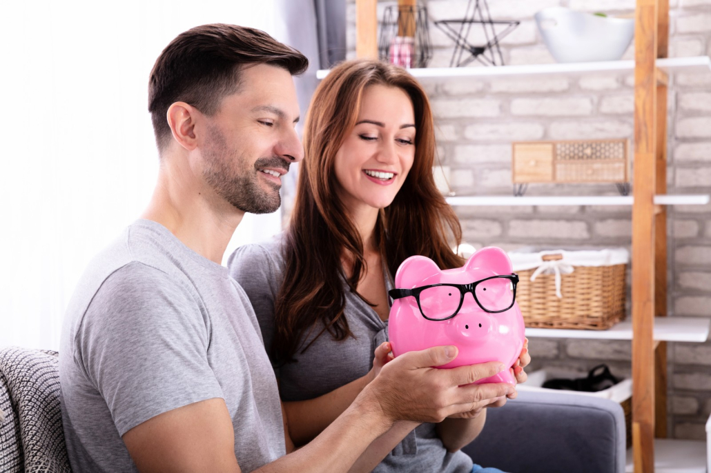 “tiết kiệm mềm” giúp cân bằng giữa tiền dành cho tương lai và những khoản chi giúp cuộc sống hiện tại tốt hơn.