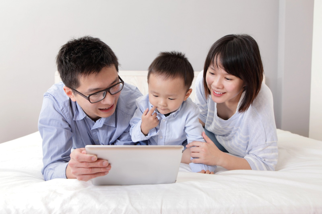 Mở sổ tiết kiệm cho con dưới 18 tuổi giúp tích lũy mục tiêu dài hạn cho con.